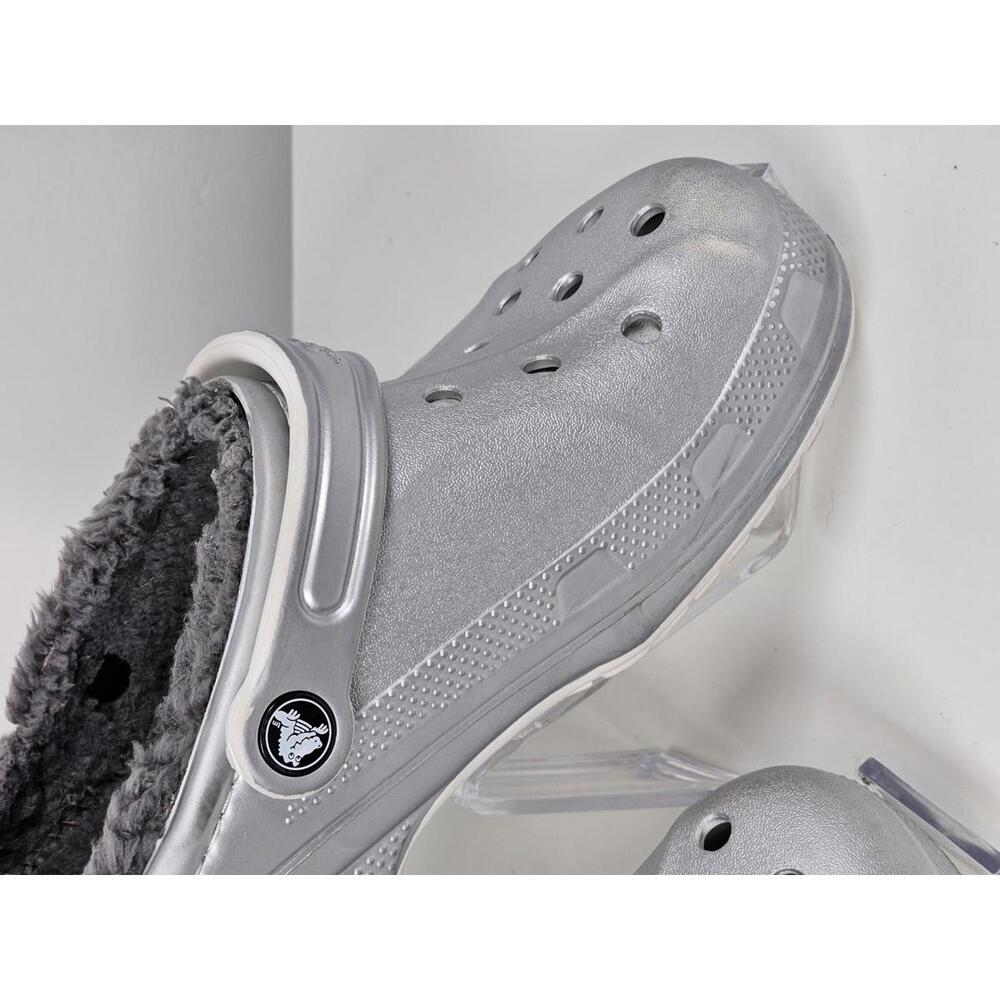 Crocs Classic Lined Clogs - Cozy & Stylish - Picture 4 of 13